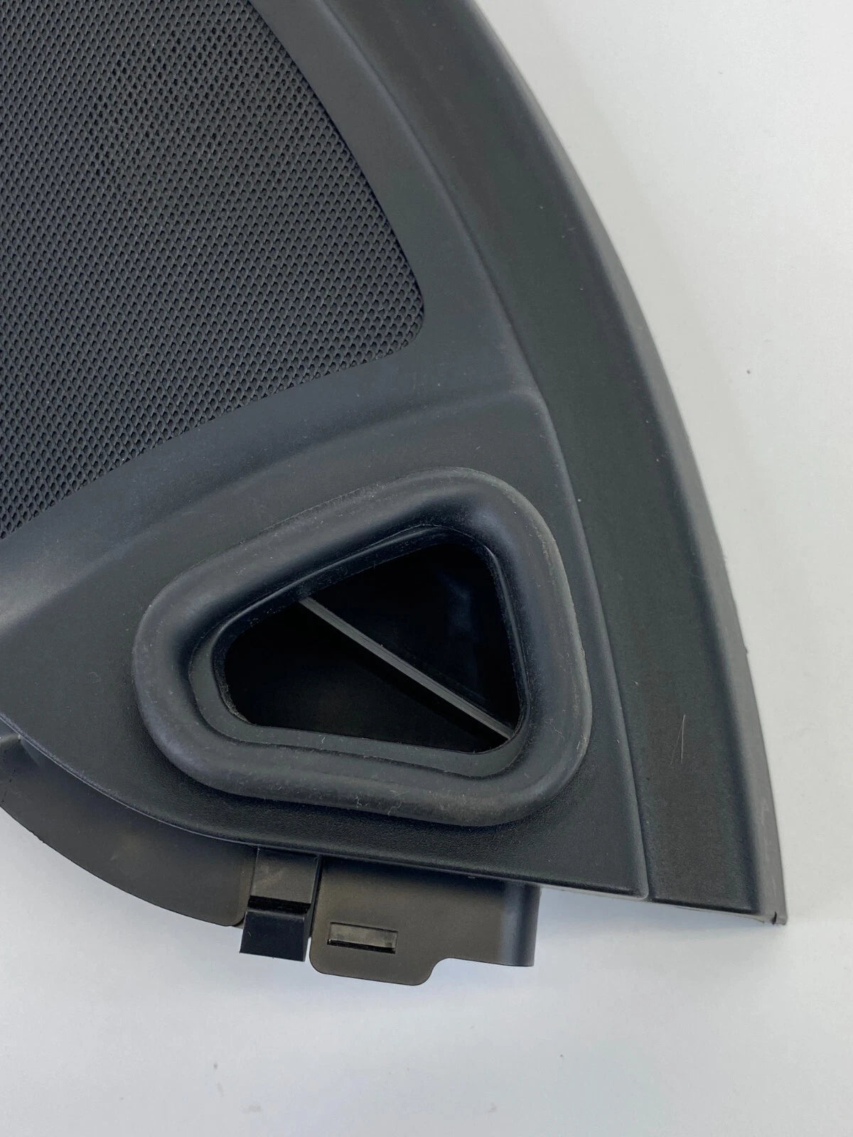 06-11 MERCEDES-BENZ ML350 FRONT LEFT DOOR TWEETER ONLY COVER TRIM 1647201770 OEM