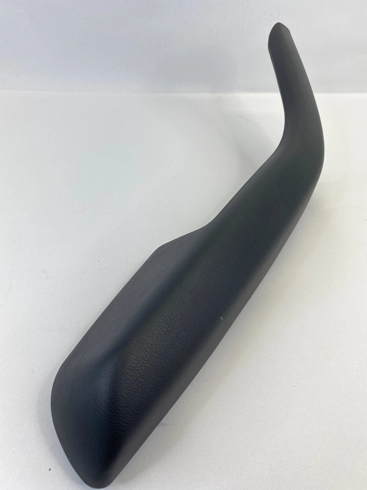 2005-2008 AUDI A6 REAR LEFT INTERIOR DOOR PULL HANDLE ARMREST 4F086730 OEM