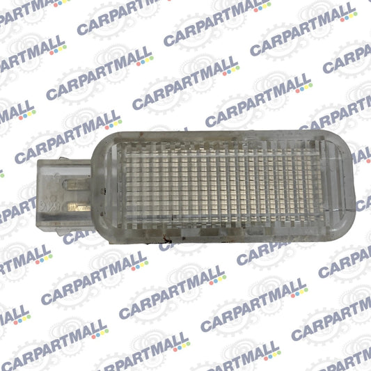 05-18 AUDI A6 QUATTRO GLOVE BOX LIGHT PANEL COURTESY LAMP LIGHT 8D0947415 OEM