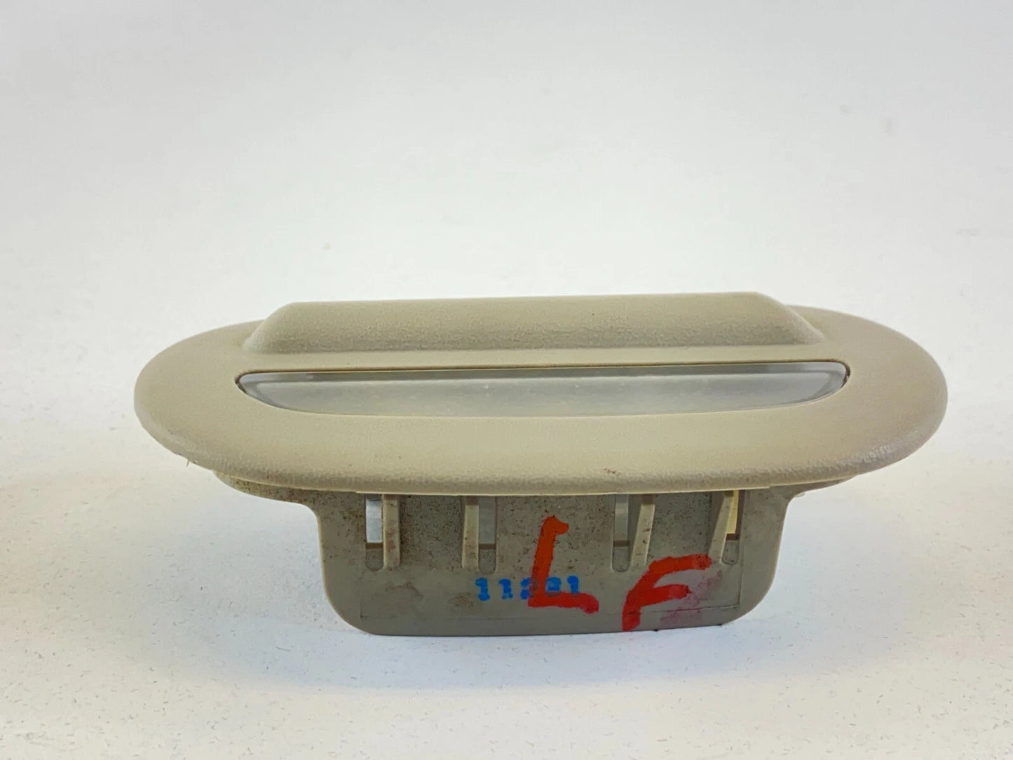 2012-2015 RAM CARGO VAN FRONT LEFT PASSENGER SIDE DOOR COURTESY LIGHT LAMP OEM