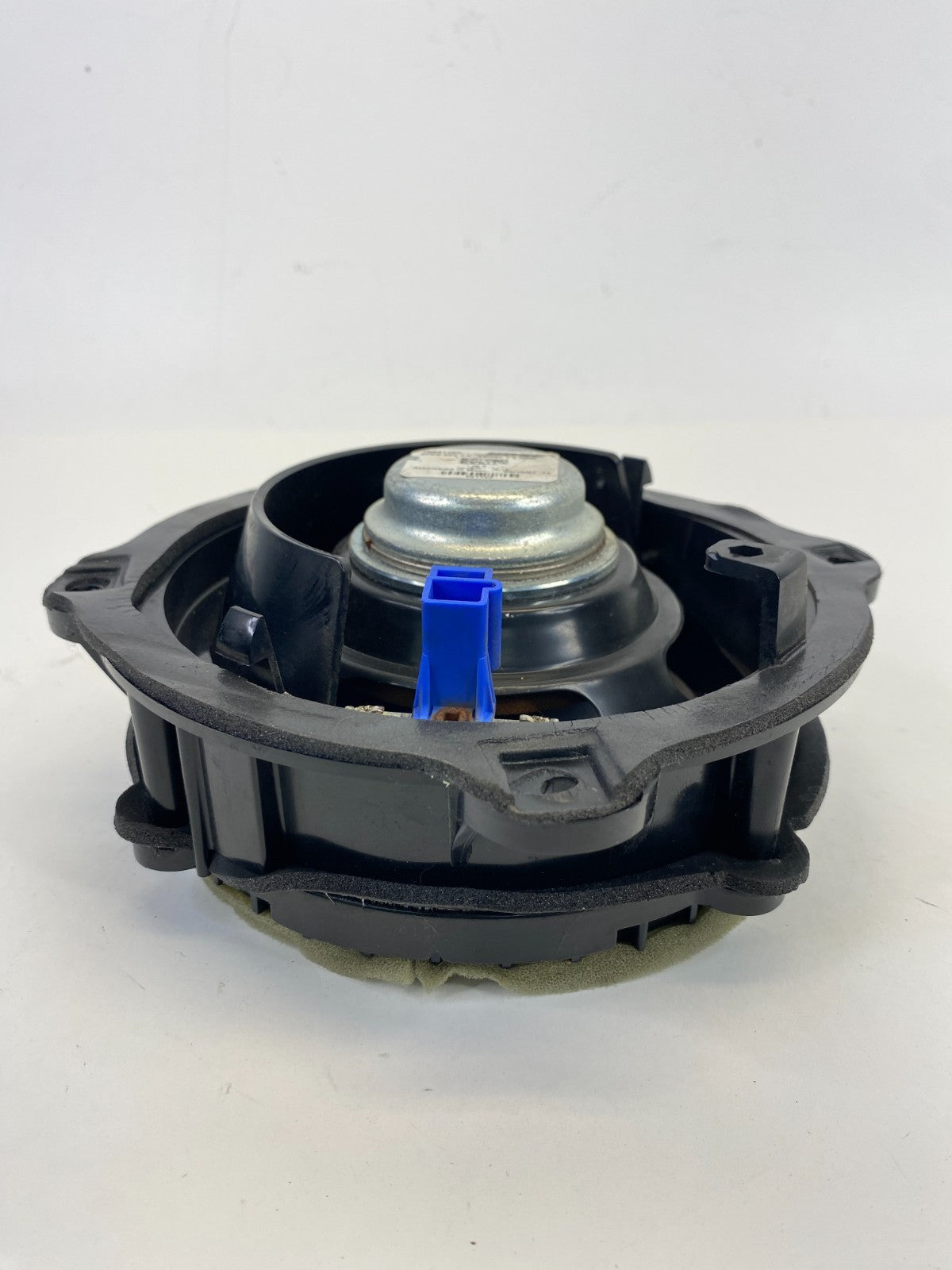 2007-2009 Cadillac SRX Front Left or Right Side Door Speaker Bose 15941727 OEM