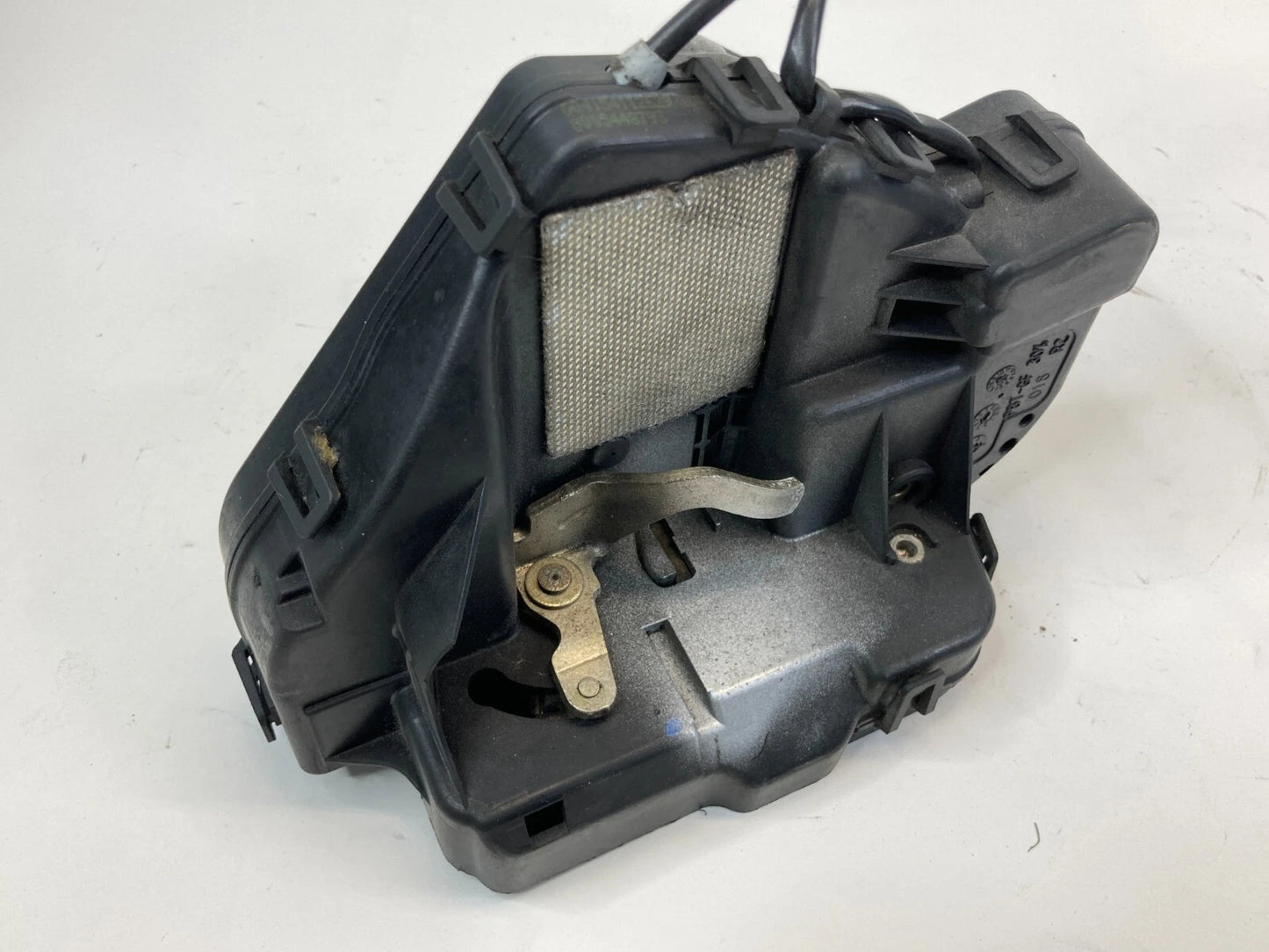 1996-2003 MERCEDES-BENZ E320 E 320 SEDAN REAR RIGHT DOOR LOCK LATCH 2117300835