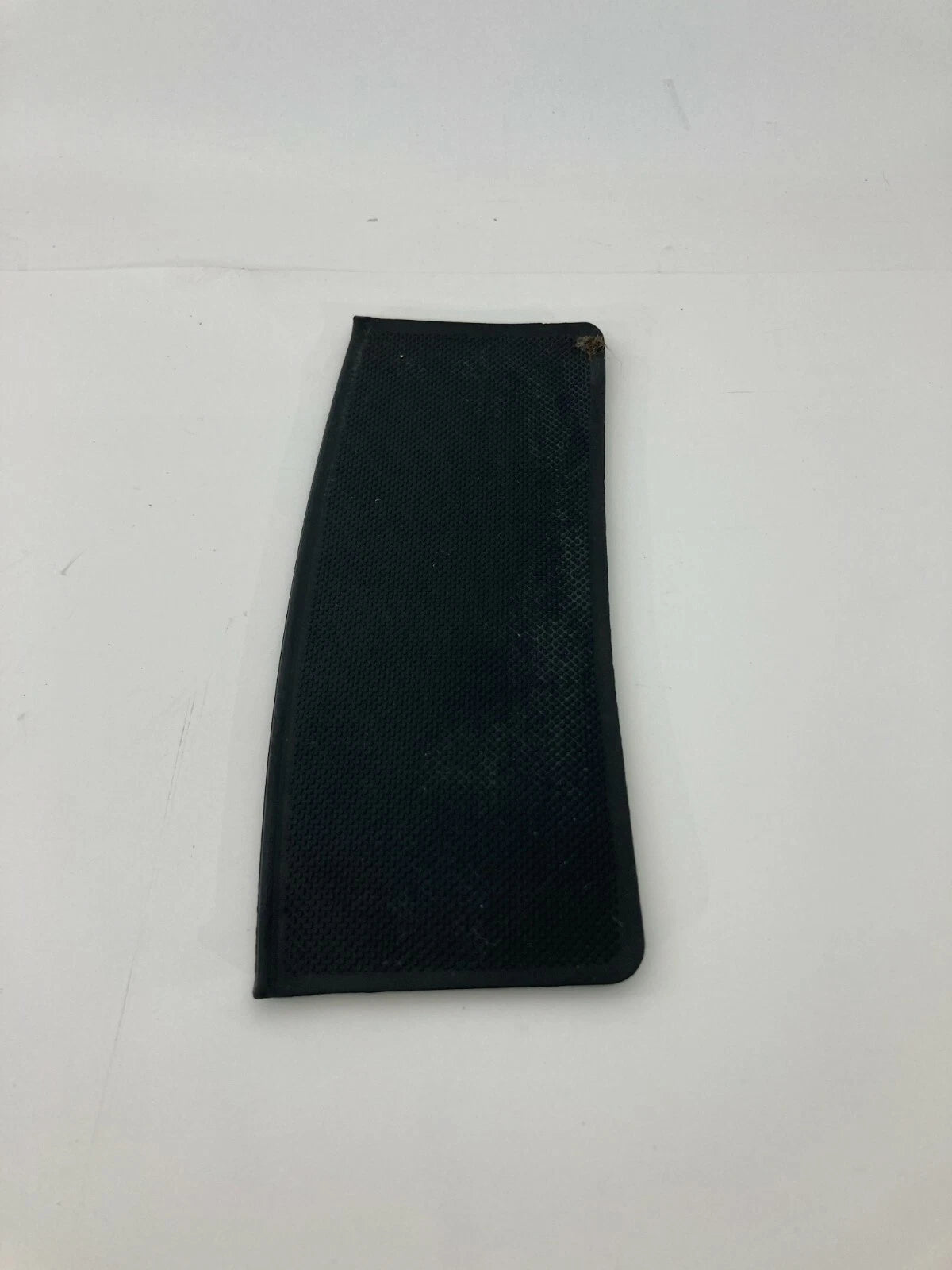 2003 2004 2005 2006 KIA SORENTO DASH RUBBER MAT LINER INSERT PANEL COVER OEM