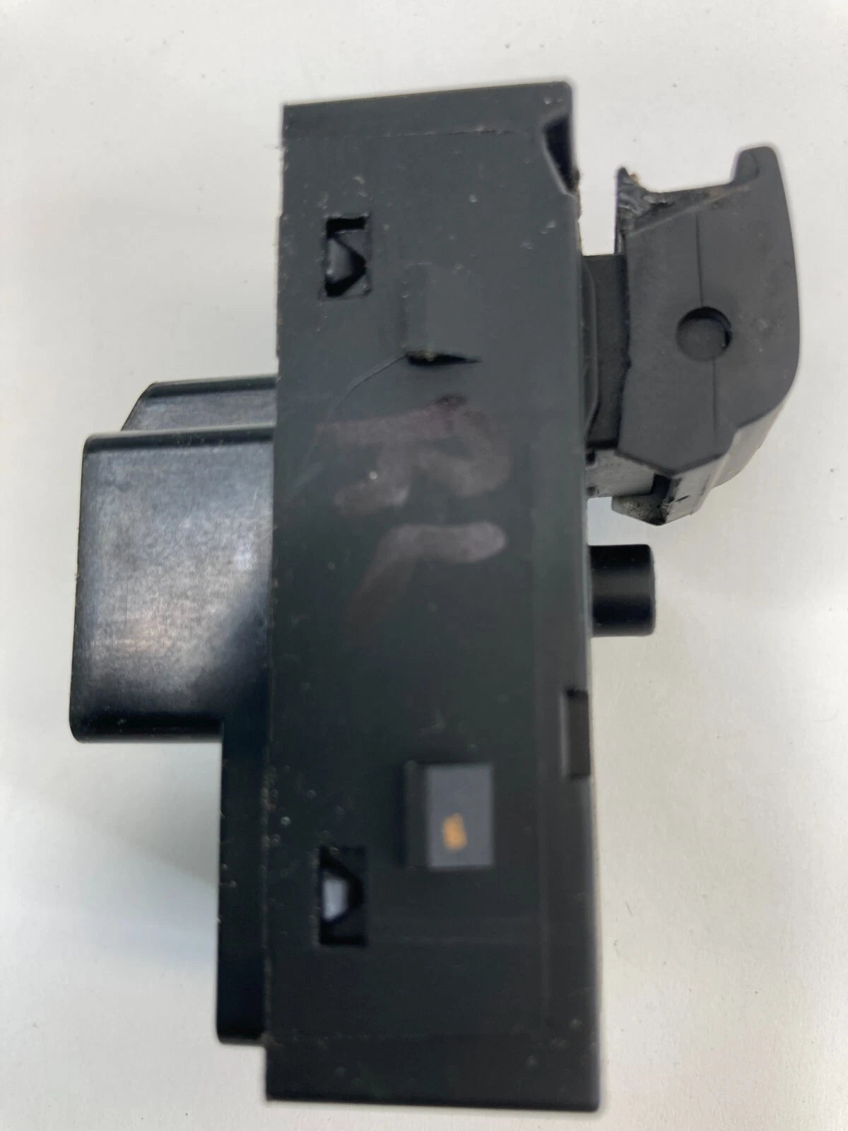 2010-2017 CHEVY EQUINOX REAR LEFT SIDE DOOR WINDOW CONTROL SWITCH 20933566