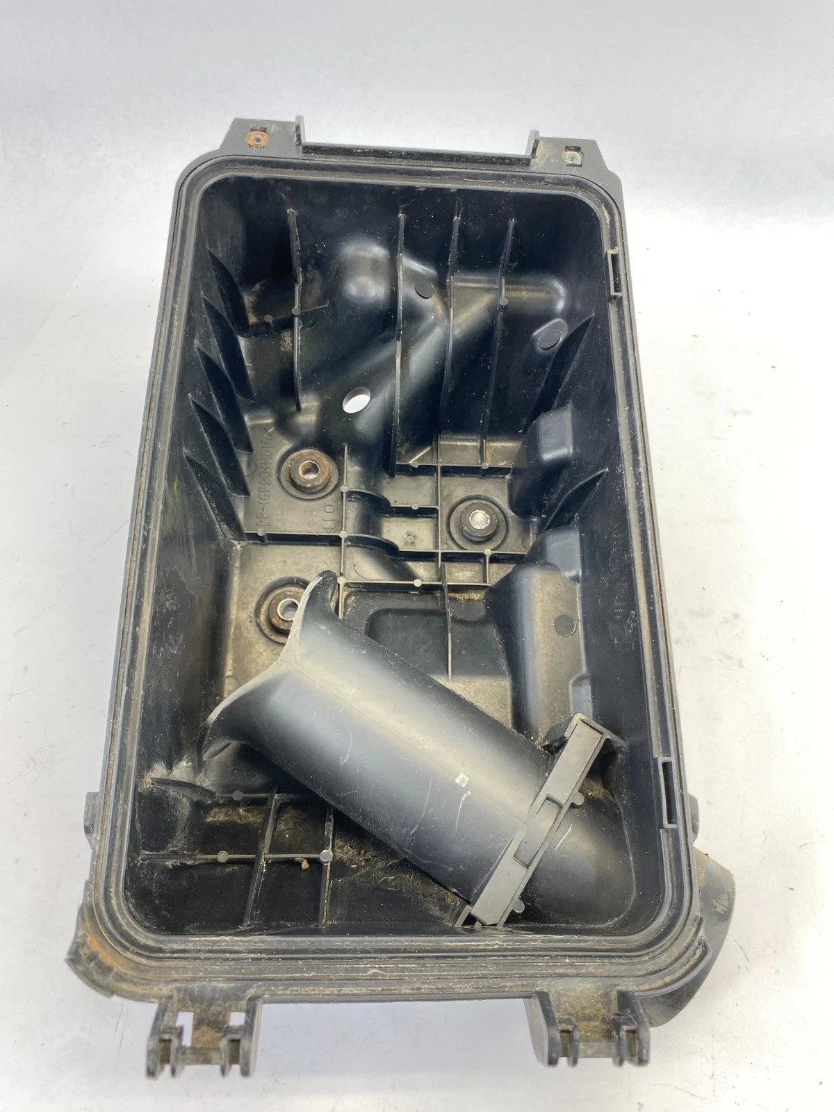 2007-2011 TOYOTA CAMRY HYBRID 2.4L LOWER AIR INTAKE BOX CLEANER COVER 1770128130