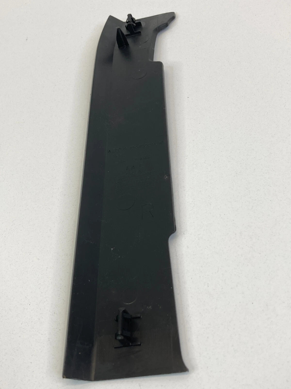 2010-2019 LINCOLN MKT FRONT RIGHT SIDE DASH PANEL COVER TRIM PANEL AE93-74044C60