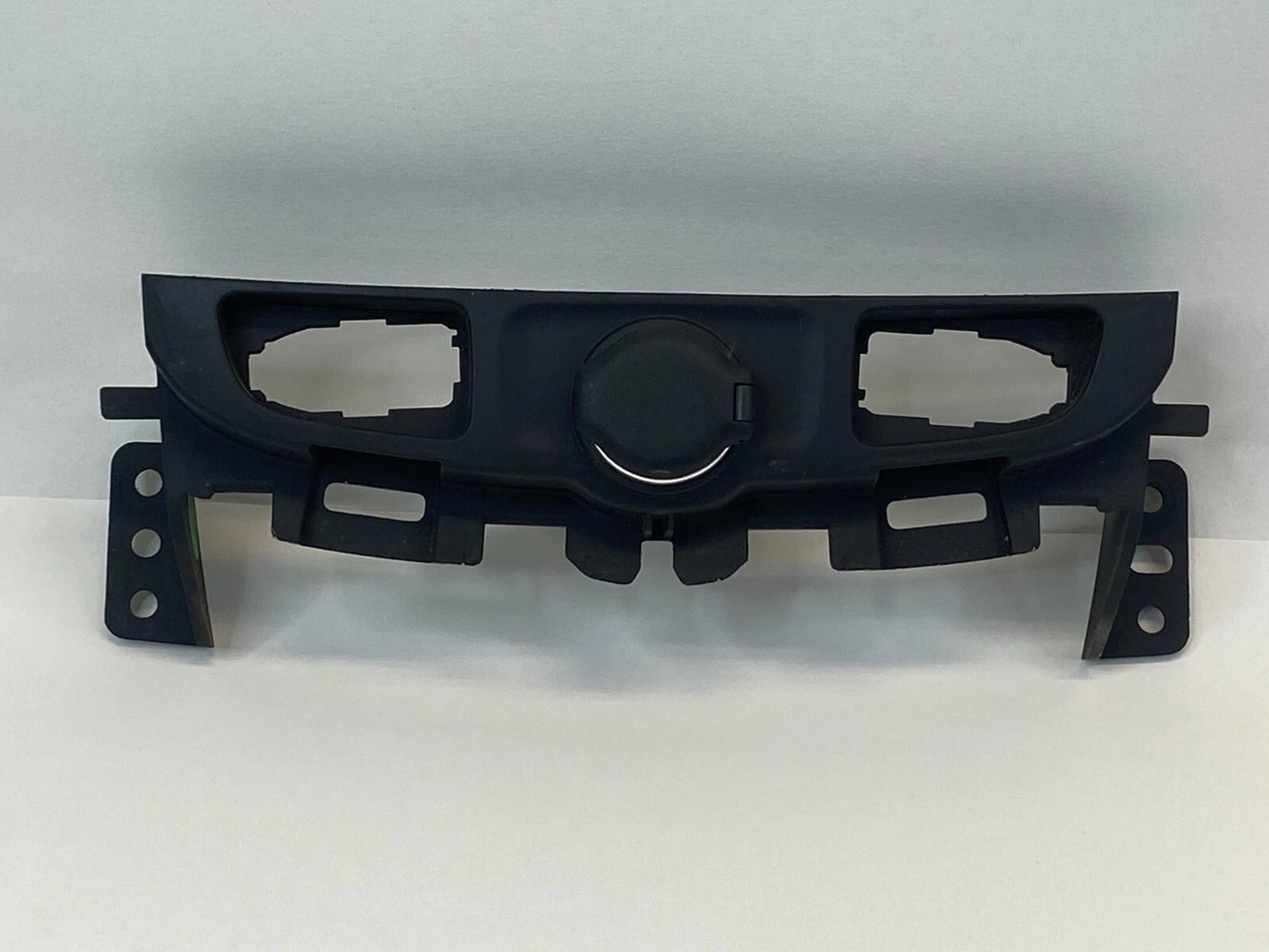 2014 2015 CHEVROLET MALIBU DASHBOARD HAZARD WARNING TRACTION OUTLET BEZEL TRIM