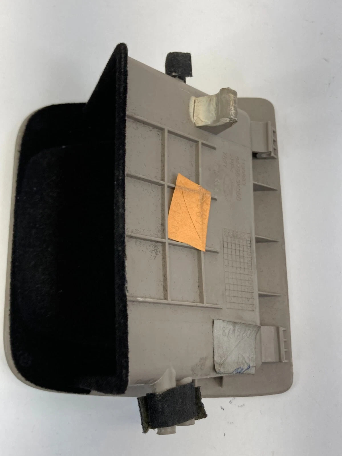 2006-2008 HYUNDAI SONATA DASH LOWER TRIM PANEL TRAY PAD STORAGE 84756-3K000 OEM