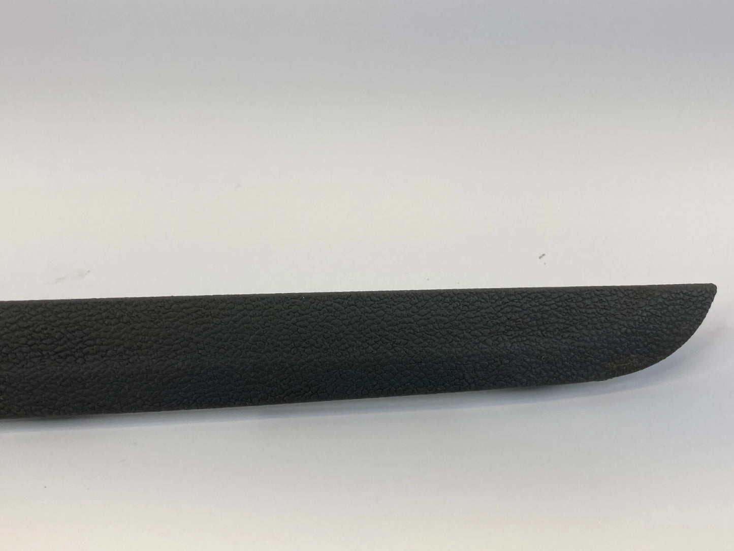 2013-2015 CHEVROLET MALIBU FRONT RIGHT SIDE DOOR PULL HANDLE COVER TRIM BEZEL