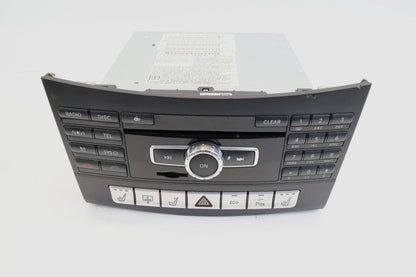 14 15 MERCEDES-BENZ E350 RADIO NAVIGATION HEAD UNIT CD PLAYER A2129006723 OEM