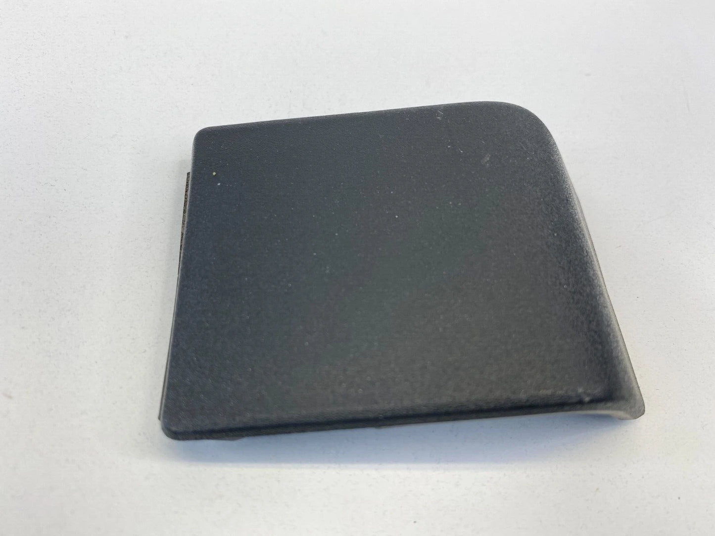2007-2012 NISSAN ALTIMA REAR PACKAGE TRAY HOLE COVER CAP TRIM 79908-JA02 OEM
