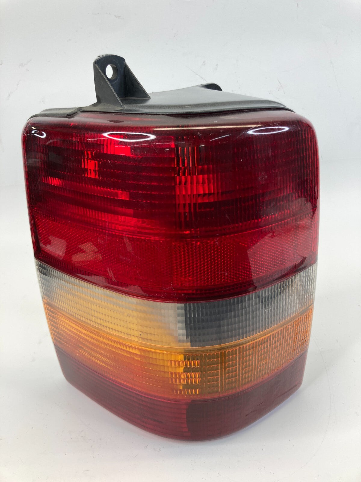 93-98 Jeep Grand Cherokee Rear Left Driver Side Tail Light Taillight 55C54513