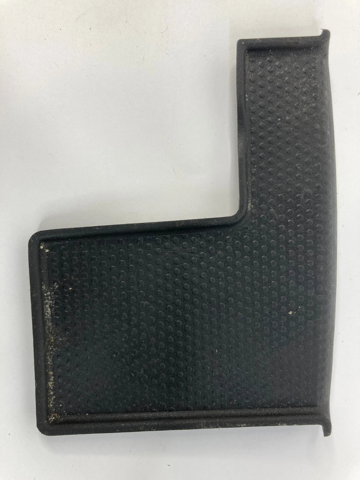 2008-2012 CHEVROLET MALIBU CENTER CONSOLE RUBBER MAT INSERT COVER 1394236 OEM