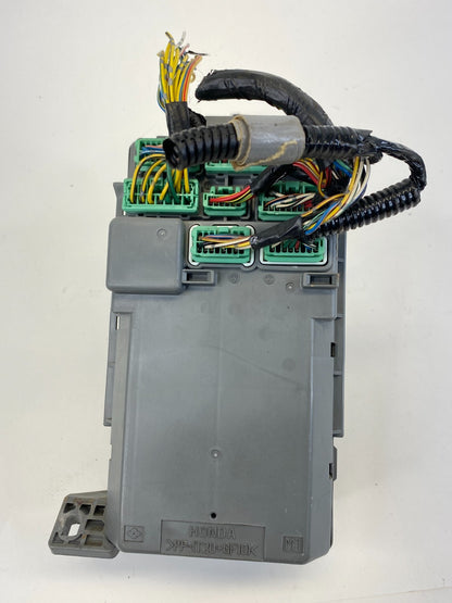 2003 2004 2005 Honda Civic 1.7L A/T Interior Dash Panel Fuse Box Fusebox Block