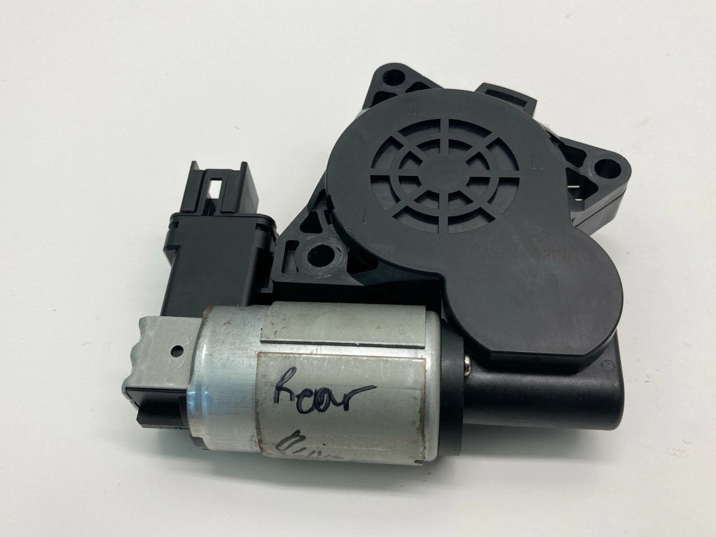 2003-2008 MAZDA 6 04-09 MAZDA 3 REAR LEFT SIDE DOOR POWER WINDOW MOTOR GJ6A5858X