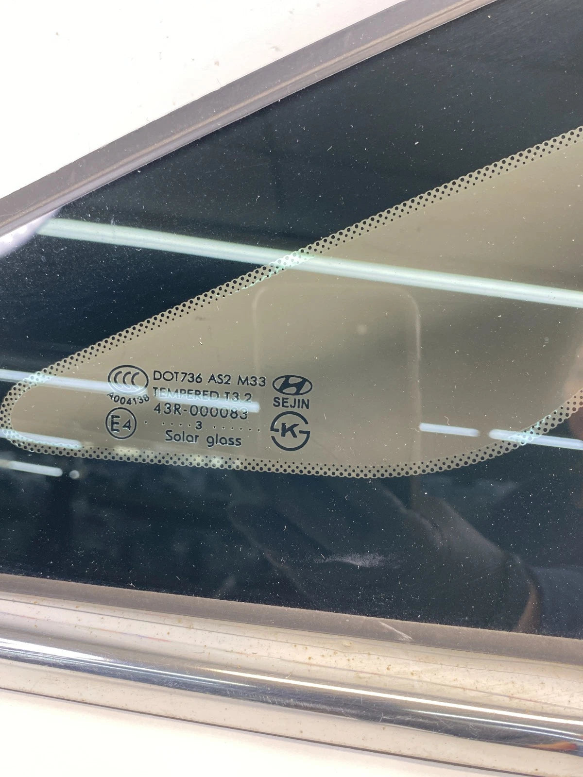 2011-2015 HYUNDAI SONATA REAR RIGHT SIDE DOOR WINDOW QUARTER GLASS 87820-3S000