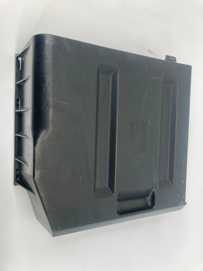 04-11 VOLVO S40 05-11 V50 AIR INTAKE CLEANER BOX LOWER COVER LID 30650076 OEM