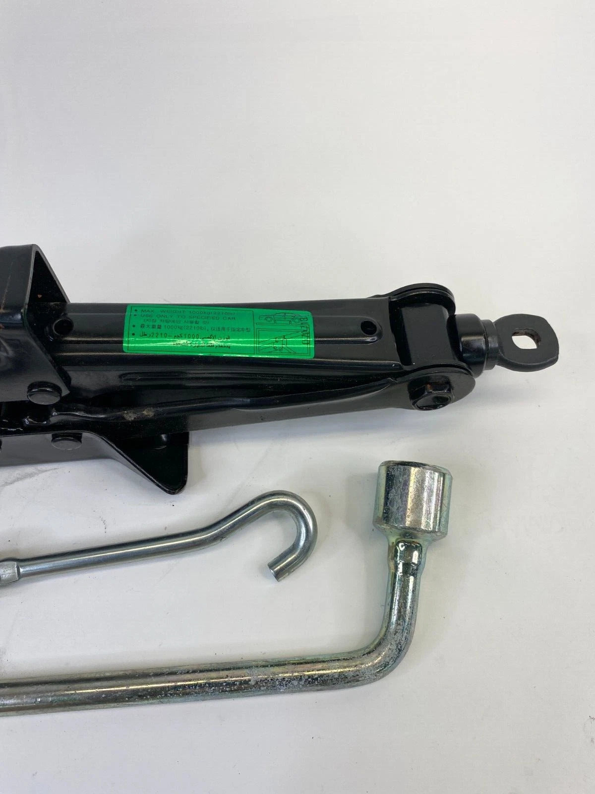 06-10 HYUNDAI SONATA EMERGENCY SPARE TIRE JACK TOOL KIT LUG WRENCH 2210-1000 OEM