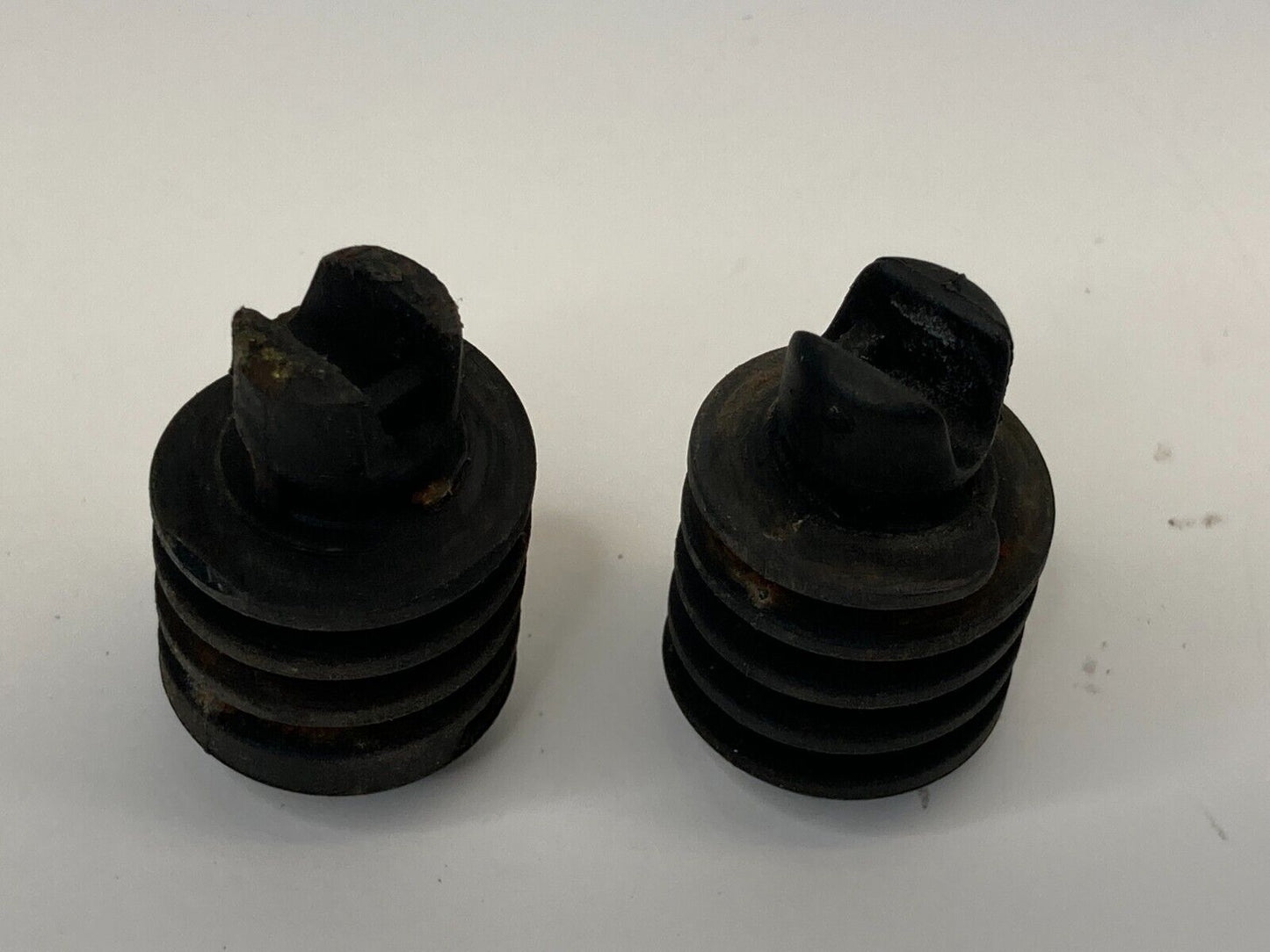 2004-2010 BMW X3 Front Hood Rubber Cushion Buffer Stopper Bumper Set Pair