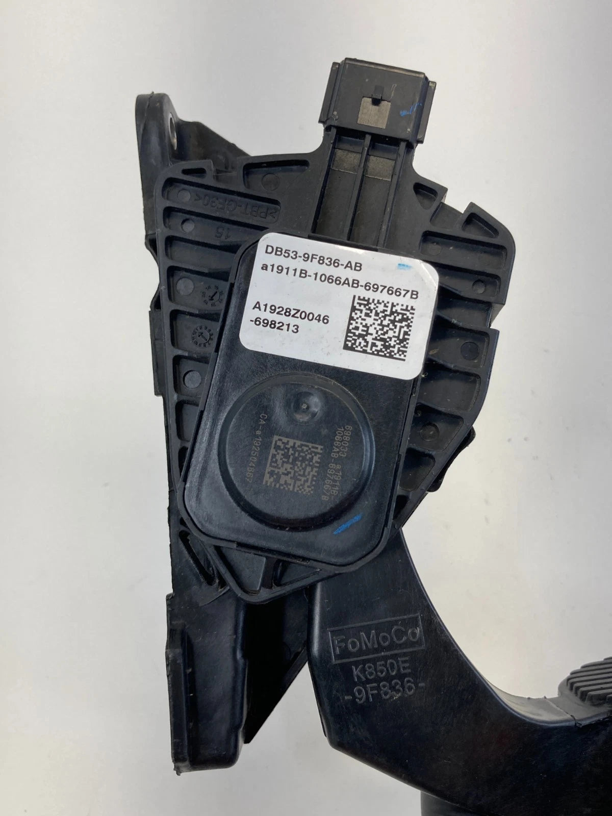 2013-2019 FORD INTERCEPTOR UTILITY 3.5L GAS ACCELERATOR PEDAL DB53-9F836-AB OEM