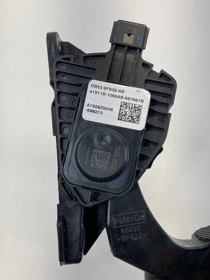 2013-2019 FORD INTERCEPTOR UTILITY 3.5L GAS ACCELERATOR PEDAL DB53-9F836-AB OEM