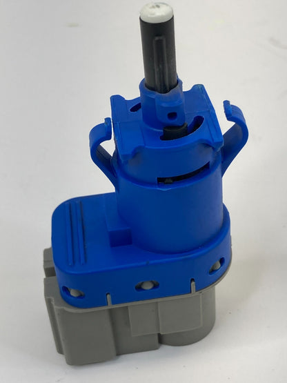 07-23 Ford Edge 10-20 Fusion Brake Pedal Stop Light Lamp Switch 8T4T-9G854-AA