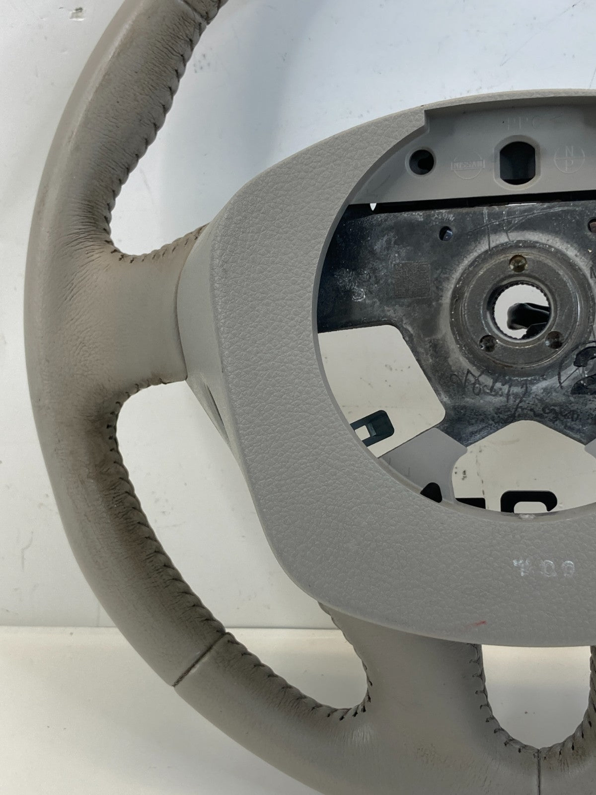 2011-2017 Nissan Quest Steering Wheel w/ Audio & Cruise Switches OEM