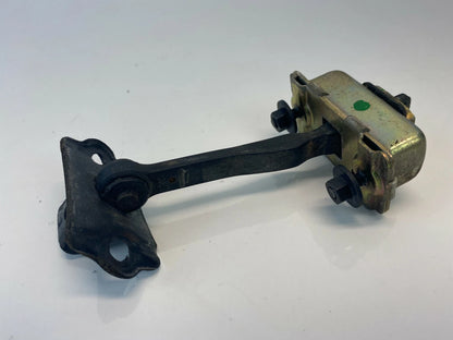 2003-2007 CADILLAC CTS REAR RIGHT DOOR CHECK STOPPER SUPPORT HINGE DETENT