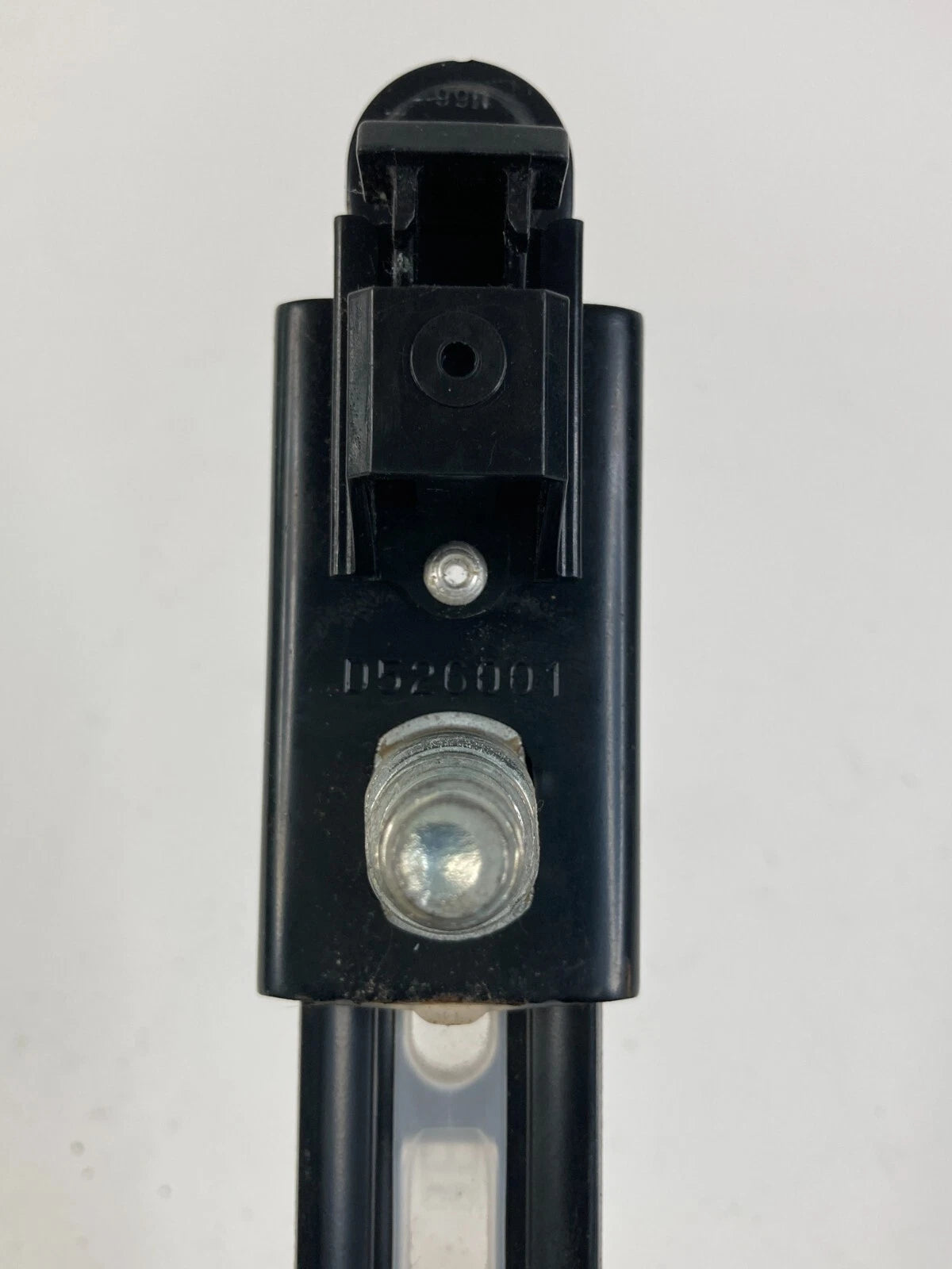 2004-2009 TOYOTA PRIUS FRONT LEFT SIDE SEAT BELT HEIGHT ADJUSTER D526001