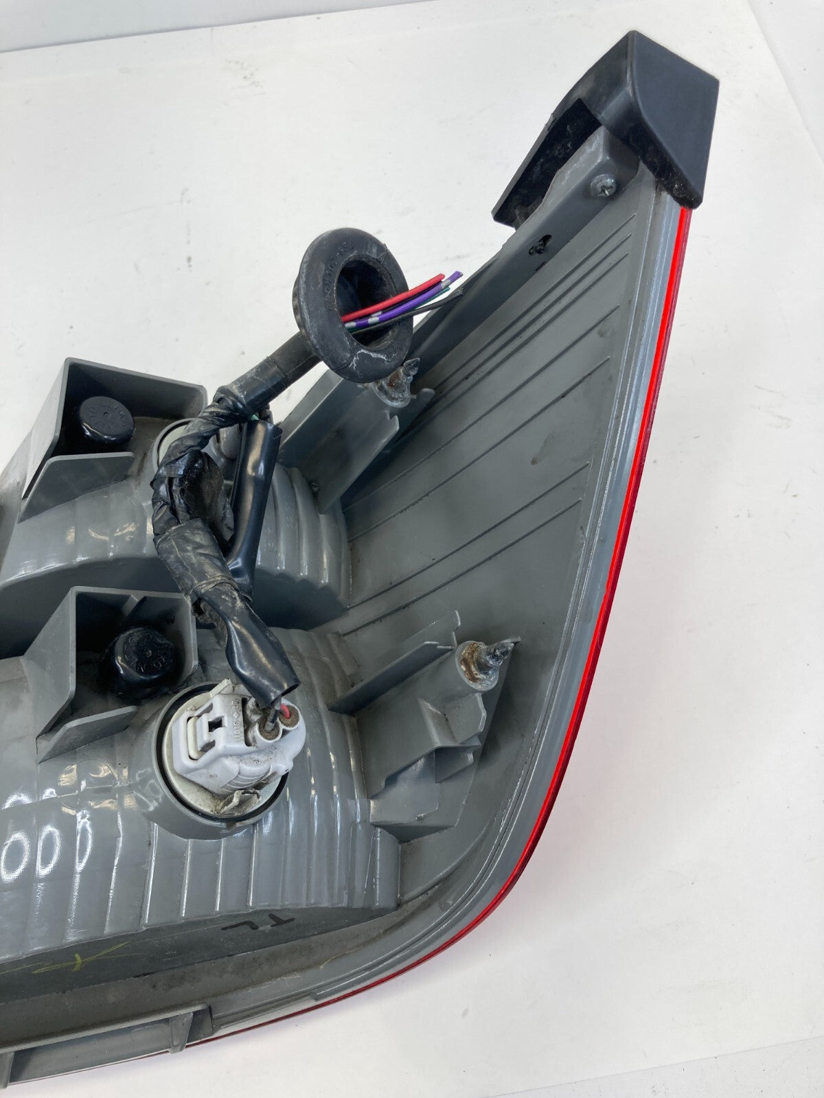 2011-2013 Honda Odyssey Left Driver Outer Tail Light Taillight 949-312