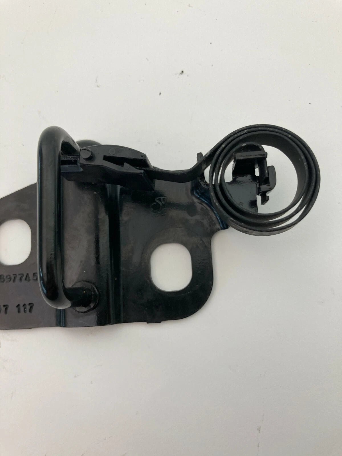 2005-2010 CHEVROLET COBALT 2.2L COUPE REAR TRUNK LATCH LOCK CATCH STRIKER PLATE