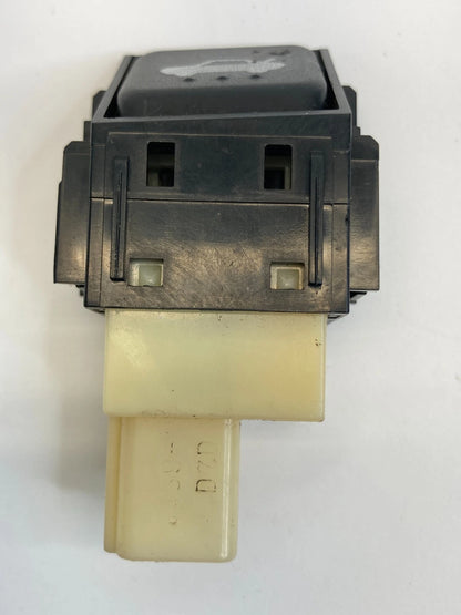 2003-2008 MAZDA6 MAZDA 6 SEDAN TRUNK LID RELEASE OPEN BUTTON SWITCH 15A489