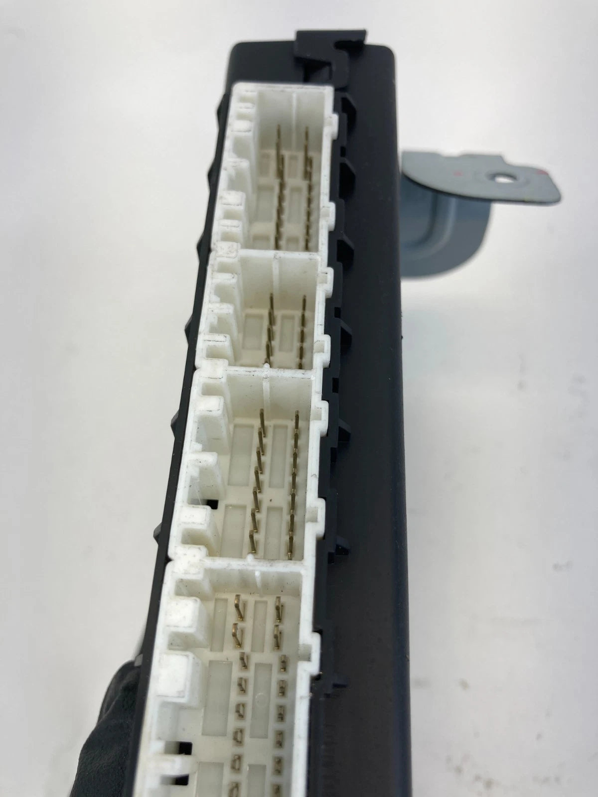 2015-2017 Kia Rio 1.6L L4 A/T Body Control Module Unit BCM BCU 95400-1WUP0 OEM