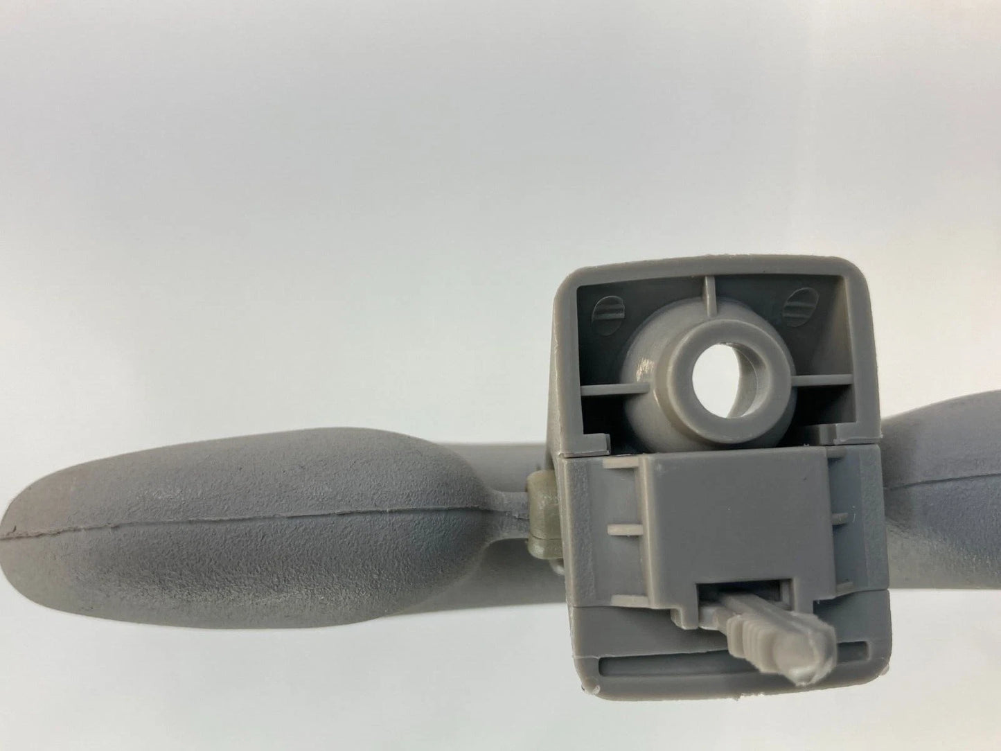 2004-2009 KIA SPECTRA ROOF RIGHT PASSENGER SUNVISOR SUN VISOR SHADE OEM