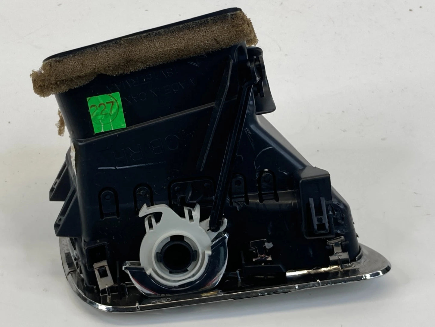 2013 14 15 2016 DODGE DART DASH RIGHT PASSENGER SIDE AIR VENT GRILL 1SV15TRMAA