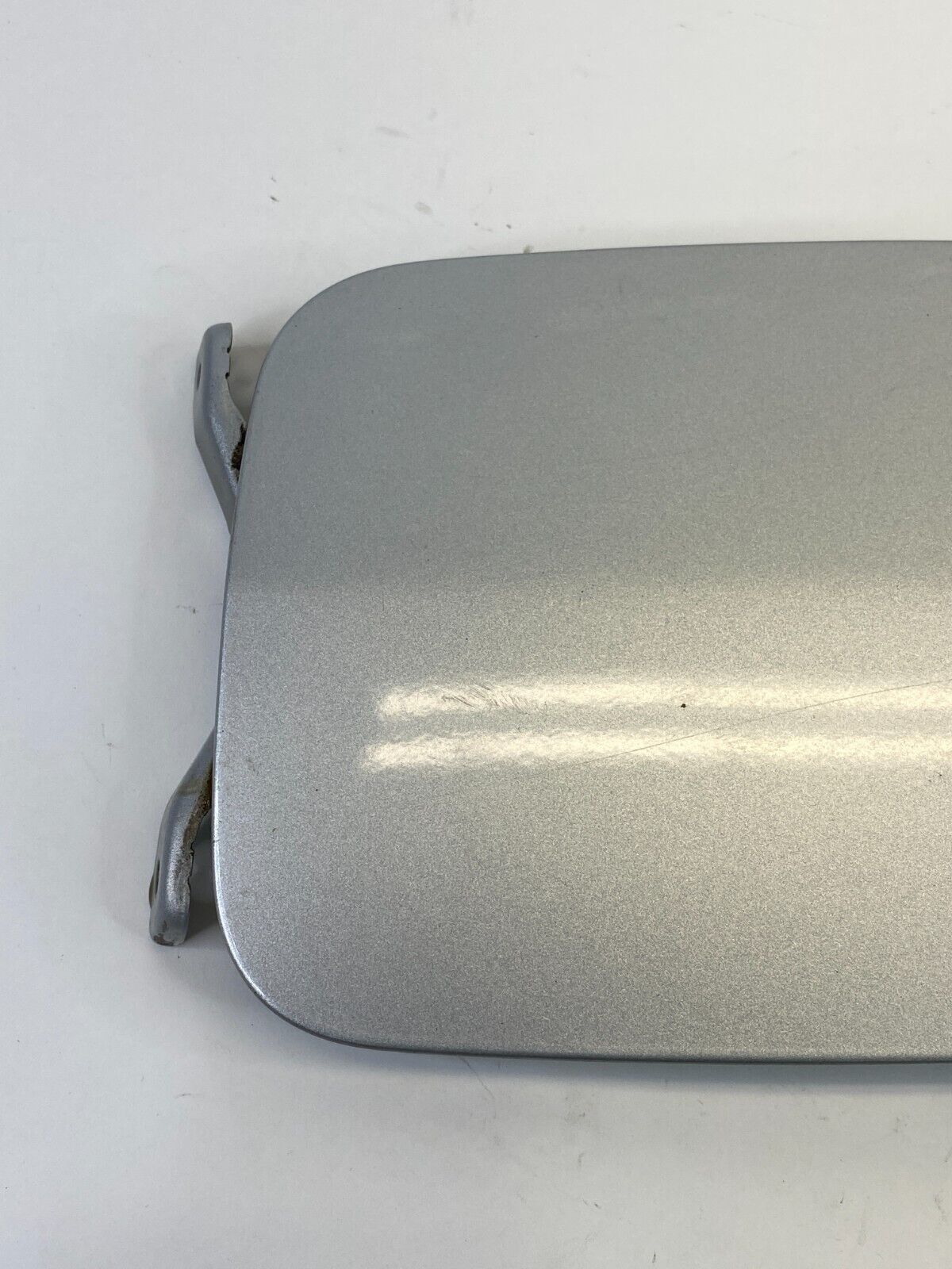 2000-2006 Mazda MPV Fuel Filler Tank Door Gas Lid Cover 22 V Sunlight Silver OEM