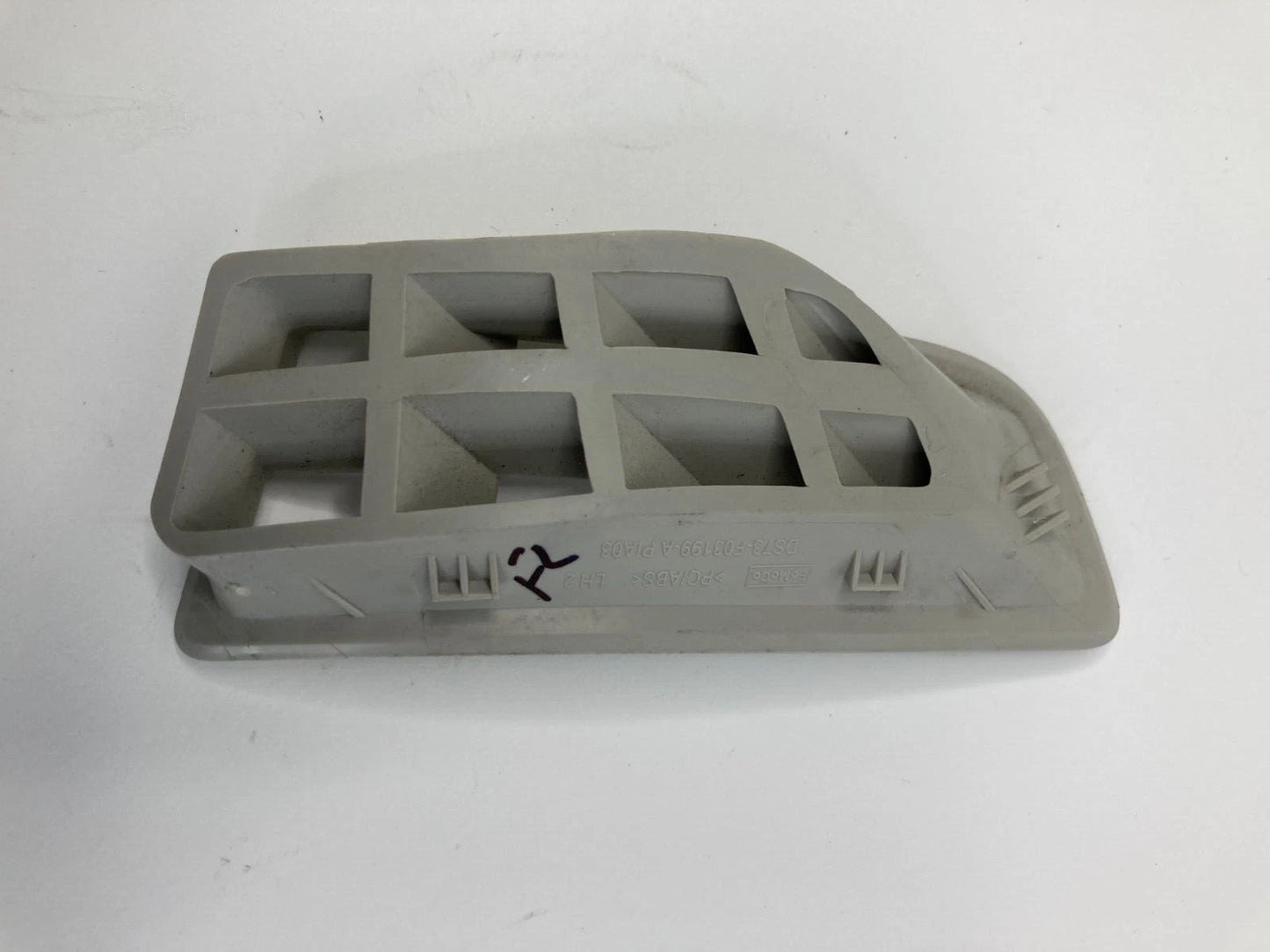 2013-2016 FORD FUSION FRONT LEFT DRIVER PILLAR DEFROST AIR VENT DS73-F03199-A
