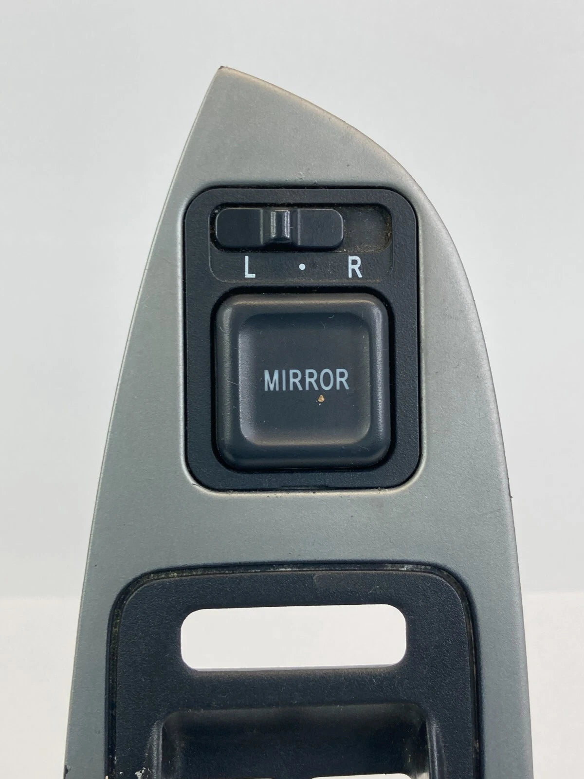2003-2005 HONDA PILOT FRONT LEFT MIRROR SWITCH W MASTER SWITCH BEZEL S9VA010M1