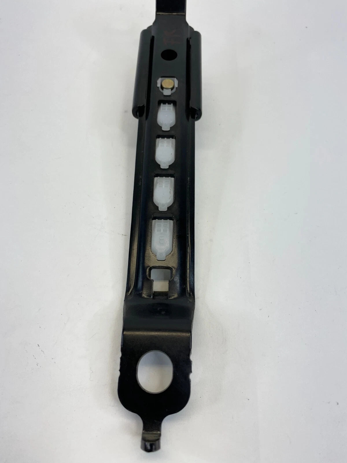 2003-2008 SUBARU FORESTER FRONT RIGHT PASSENGER SIDE SEAT BELT HEIGHT ADJUSTER