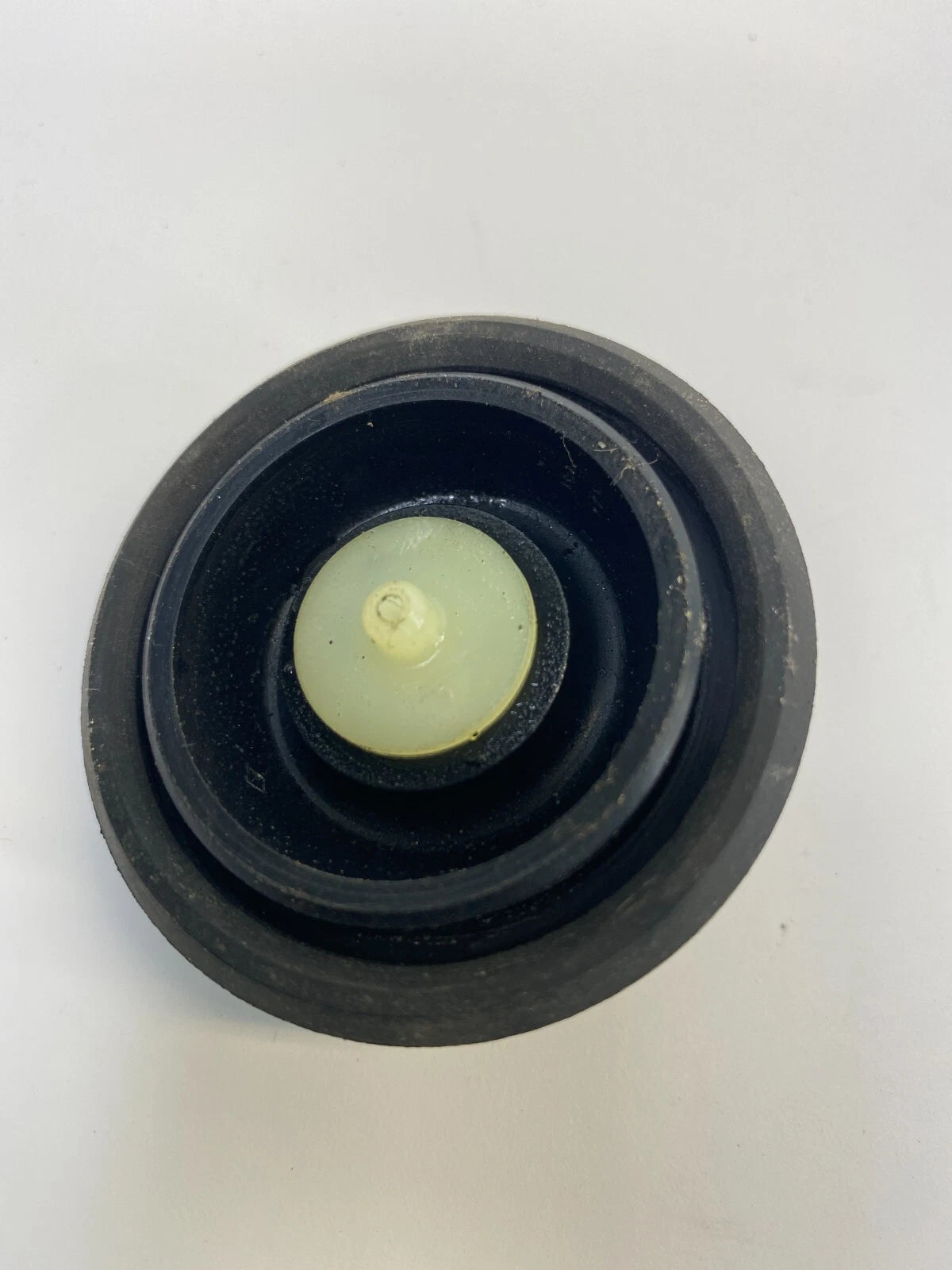 1997-2003 LEXUS ES300 BRAKE FLUID MASTER CYLINDER RESERVOIR COVER LID CAP
