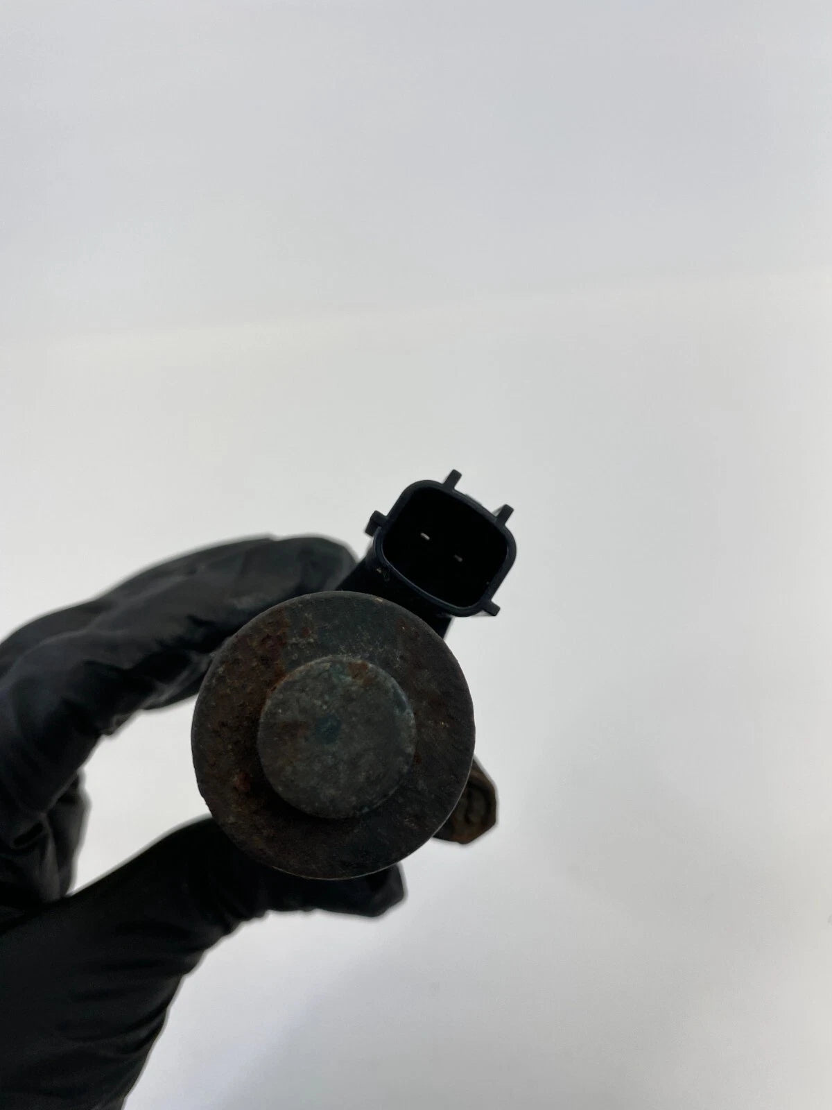 2002-2008 NISSAN MAXIMA 3.5L 24V ENGINE VARIABLE VALVE TIMING VVT SOLENOID OEM