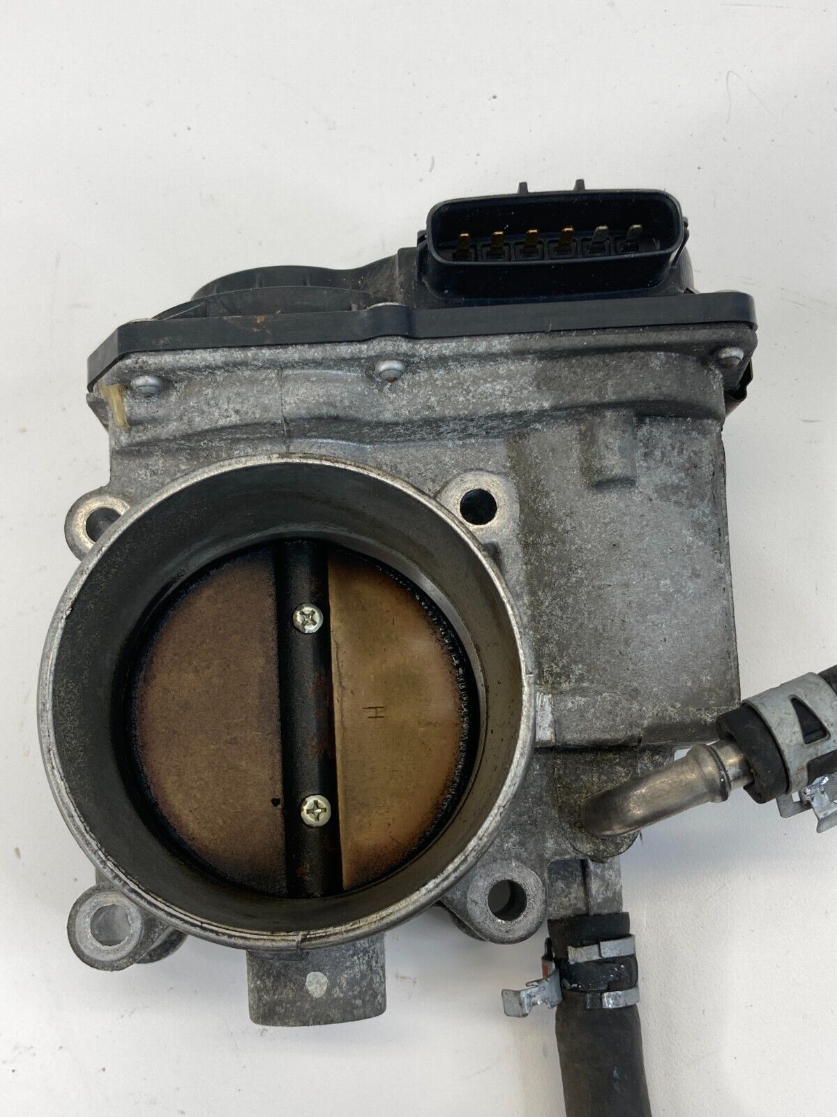 2004 2005 2006 Toyota Sienna 3.3L V6 24V AT Throttle Body Valve OEM