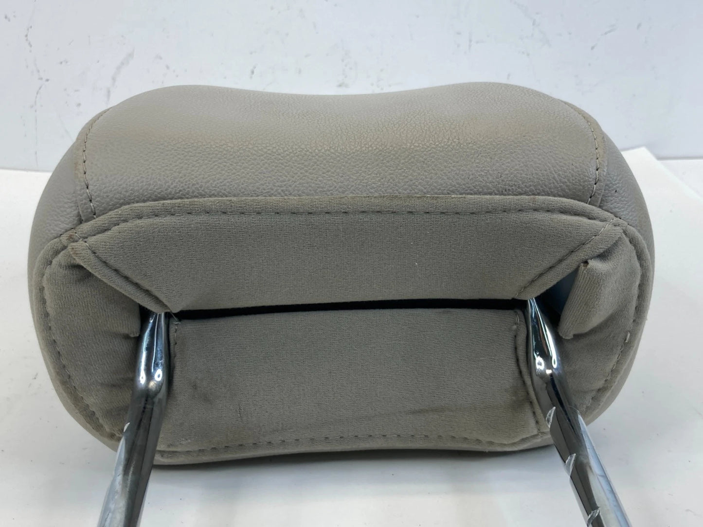 2013-2016 FORD C-MAX FRONT LEFT DRIVER SEAT HEADREST SUPPORT CUSHION OEM FACTORY