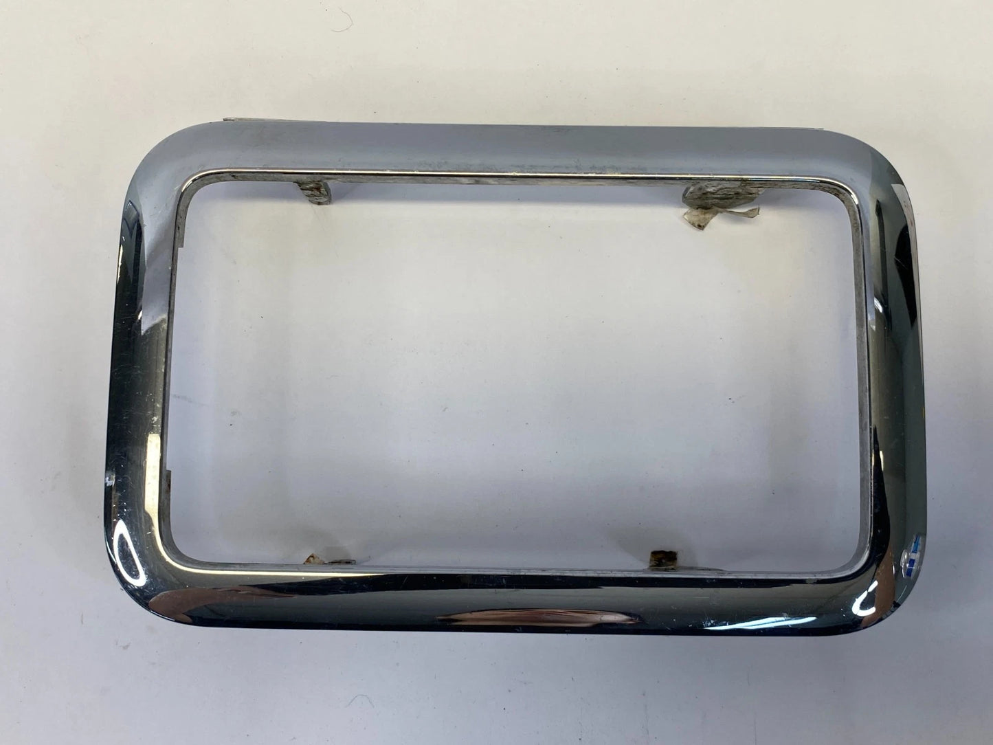 2008-2012 FORD ESCAPE CENTER CONSOLE SHIFTER SHIFT BEZEL SURROUND 8L8478061A16