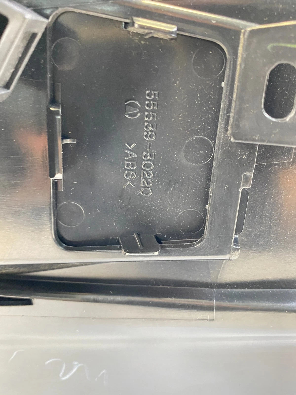 2007-2011 LEXUS GS350 DASH GLOVE BOX STORAGE COMPARTMENT 55550-30371 OEM