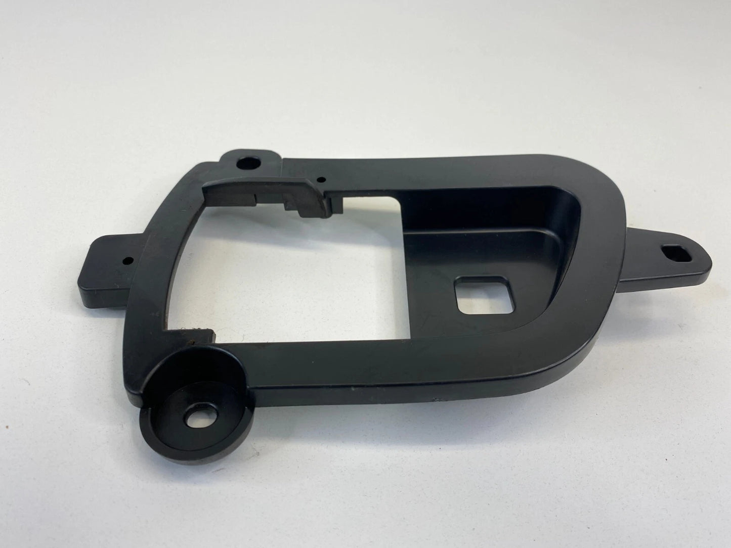 2007-2013 MITSUBISHI OUTLANDER REAR LEFT SIDE INTERIOR DOOR HANDLE BEZEL OEM