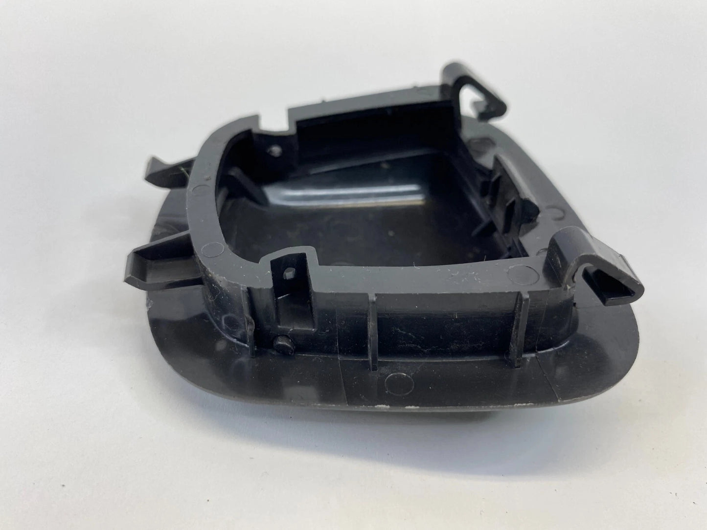 11-19 FORD FIESTA REAR DECK SEAT CHILD SAFETY ANCHOR HOOK COVER CAP TRIM OEM