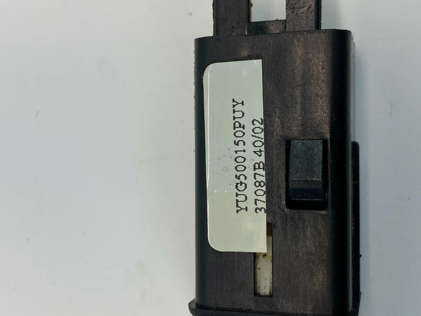 2003 2004 LAND ROVER DISCOVERY WINDOW ISOLATOR LOCK SWITCH BUTTON YUG500150PUY