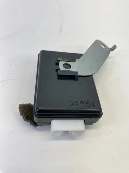 98-05 LEXUS GS300 KEYLESS ENTRY RECEIVER DOOR CONTROL MODULE 89741-30201 OEM