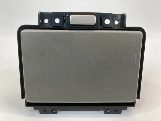 2003 03 INFINITI G35 SEDAN CENTER CONSOLE CUP HOLDER 68430-AL500 OEM
